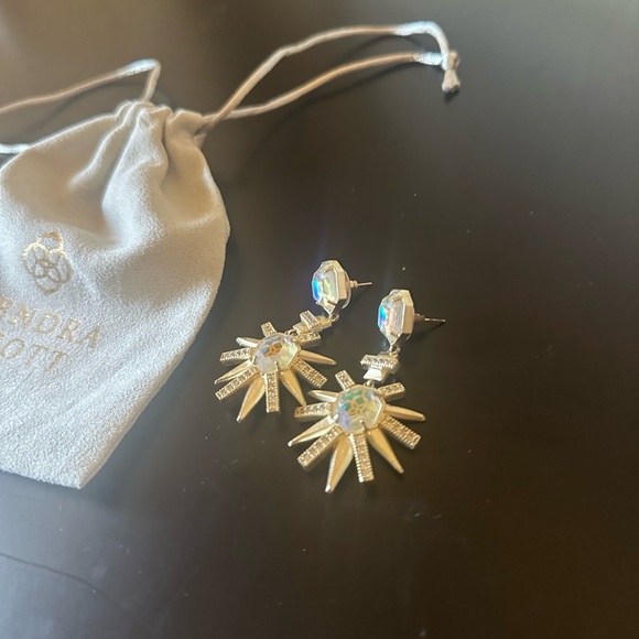 Kendra Scott Gold ColorBar Earrings - Picture 2 of 3